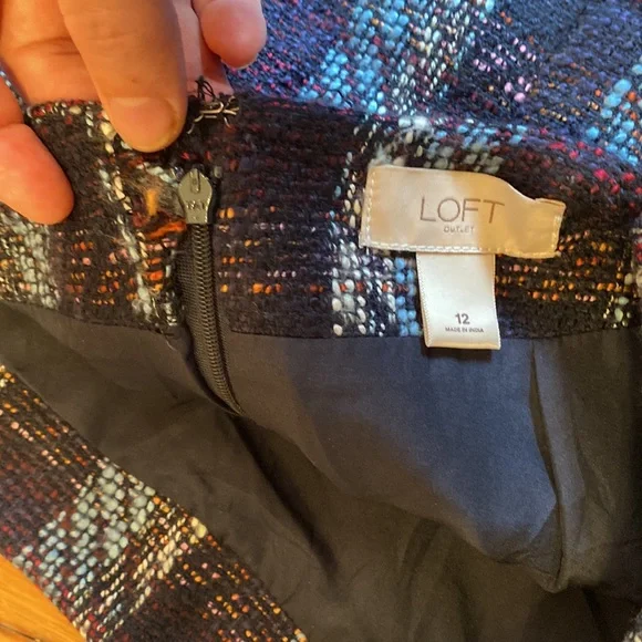 Loft Mini Skirt - Picture 4 of 5